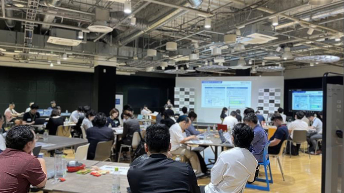 事業紹介の様子