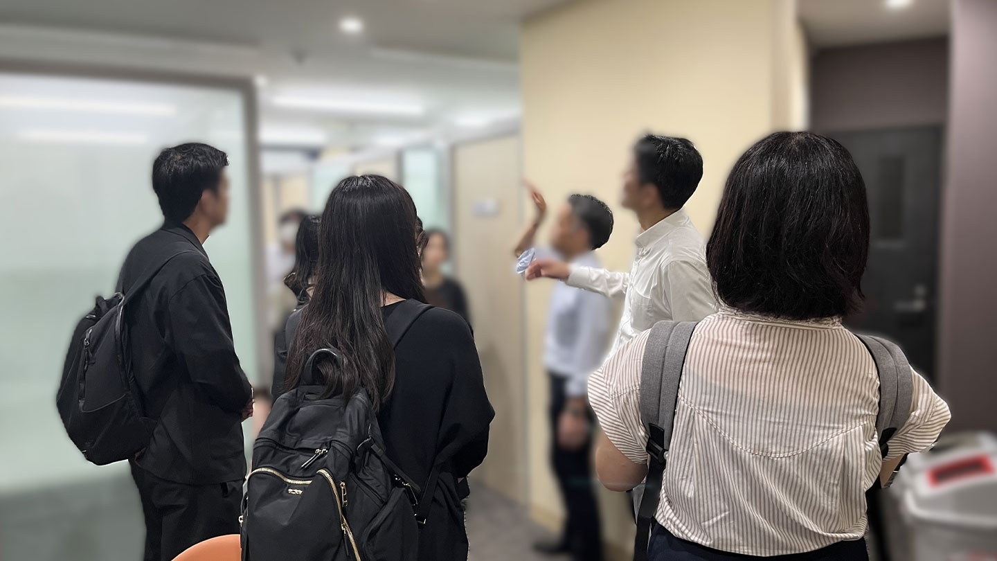 施設見学会の様子